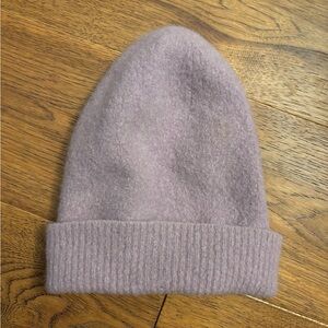 Aritzia wool blend beanie